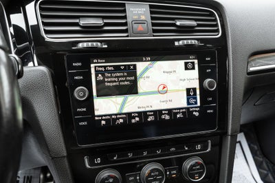 2019 Volkswagen Golf R DCC & Navigation 4Motion