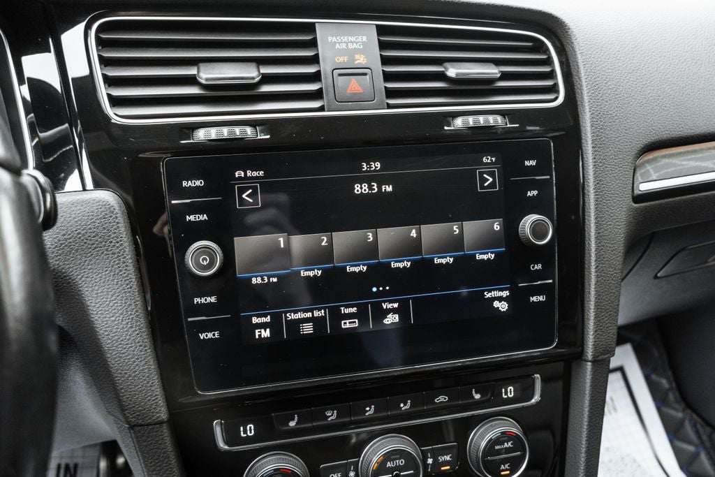 2019 Volkswagen Golf R DCC & Navigation 4Motion