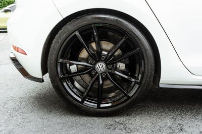 2019 Volkswagen Golf R DCC & Navigation 4Motion