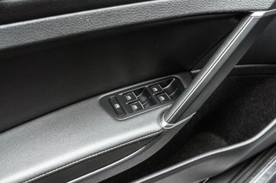 2019 Volkswagen Golf R DCC & Navigation 4Motion