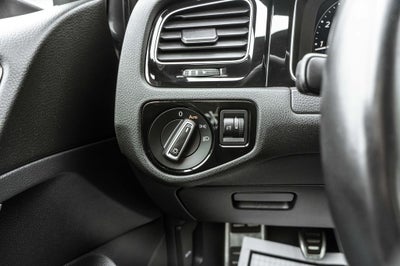 2019 Volkswagen Golf R DCC & Navigation 4Motion