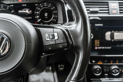 2019 Volkswagen Golf R DCC & Navigation 4Motion
