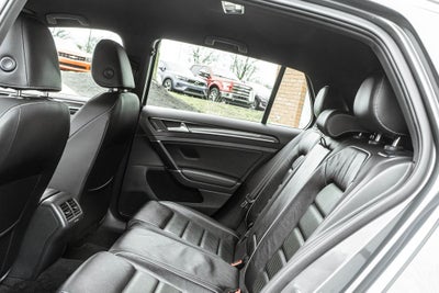 2019 Volkswagen Golf R DCC & Navigation 4Motion