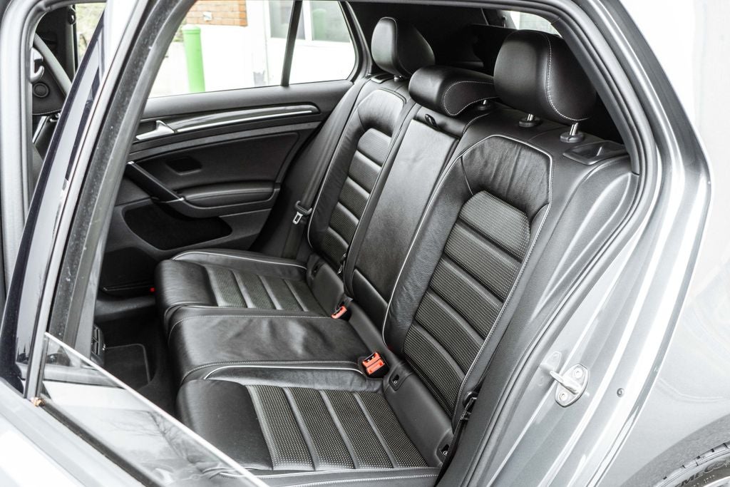 2019 Volkswagen Golf R DCC & Navigation 4Motion