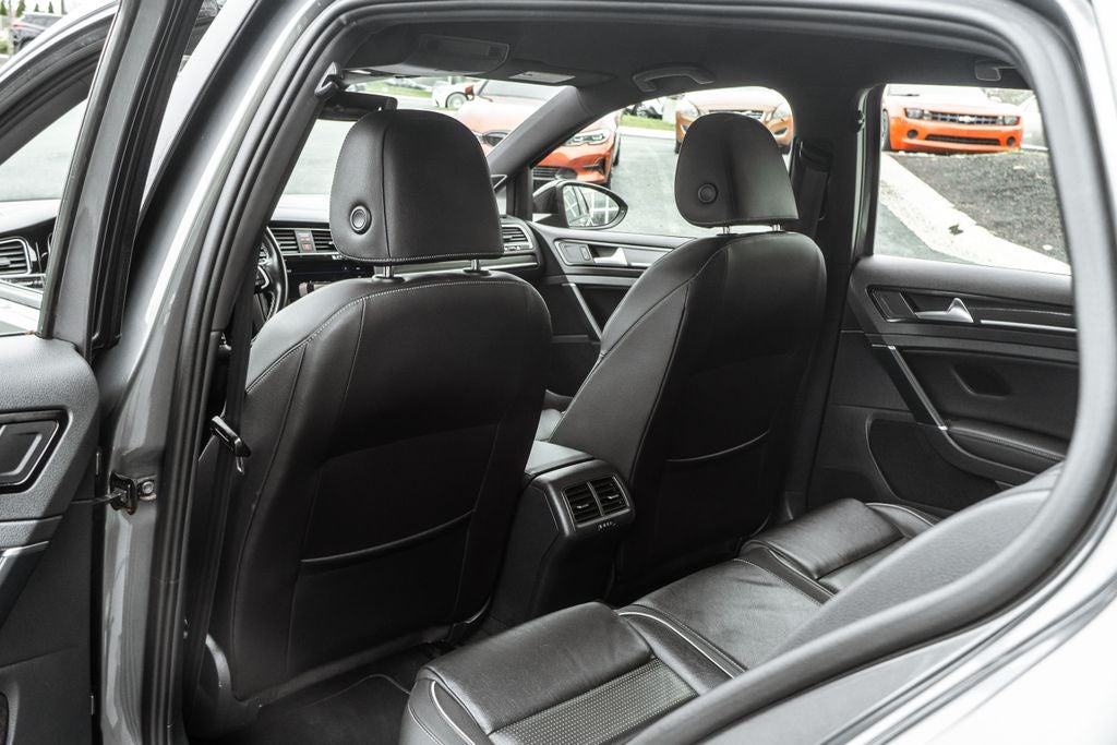 2019 Volkswagen Golf R DCC & Navigation 4Motion