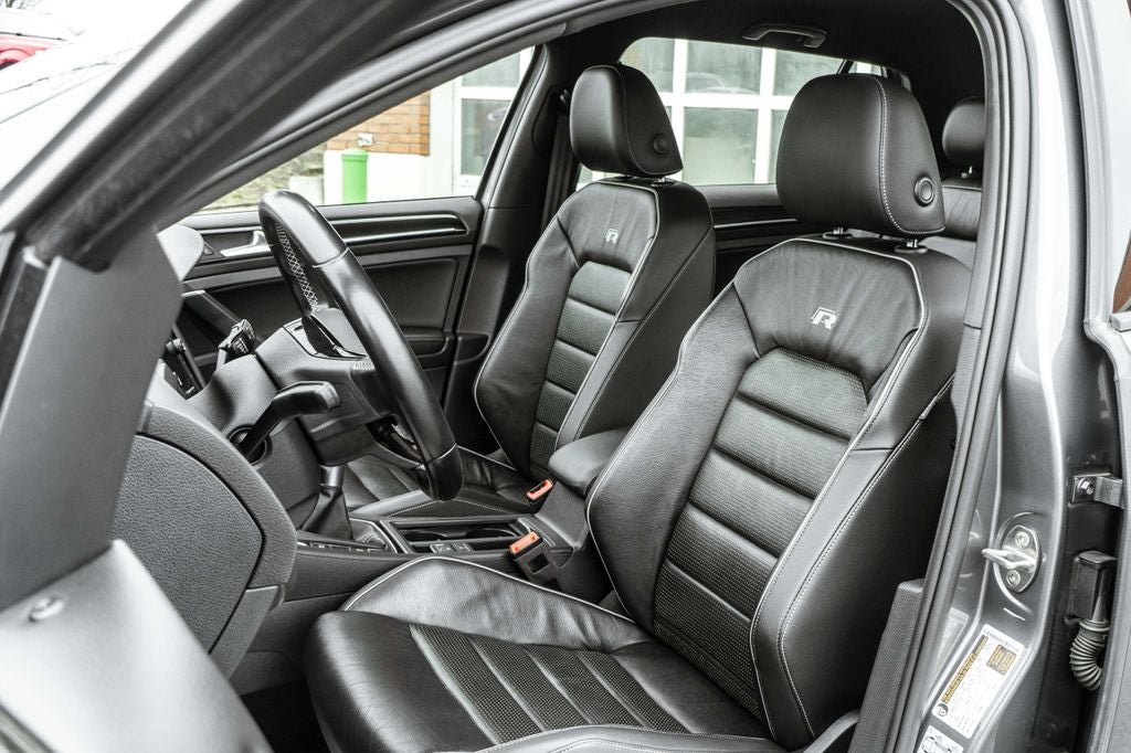 2019 Volkswagen Golf R DCC & Navigation 4Motion