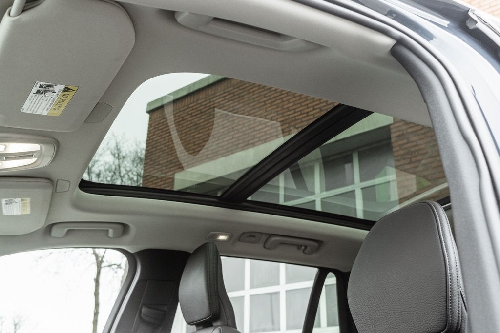 2025 Volvo XC90 B6 Plus 7-Seater