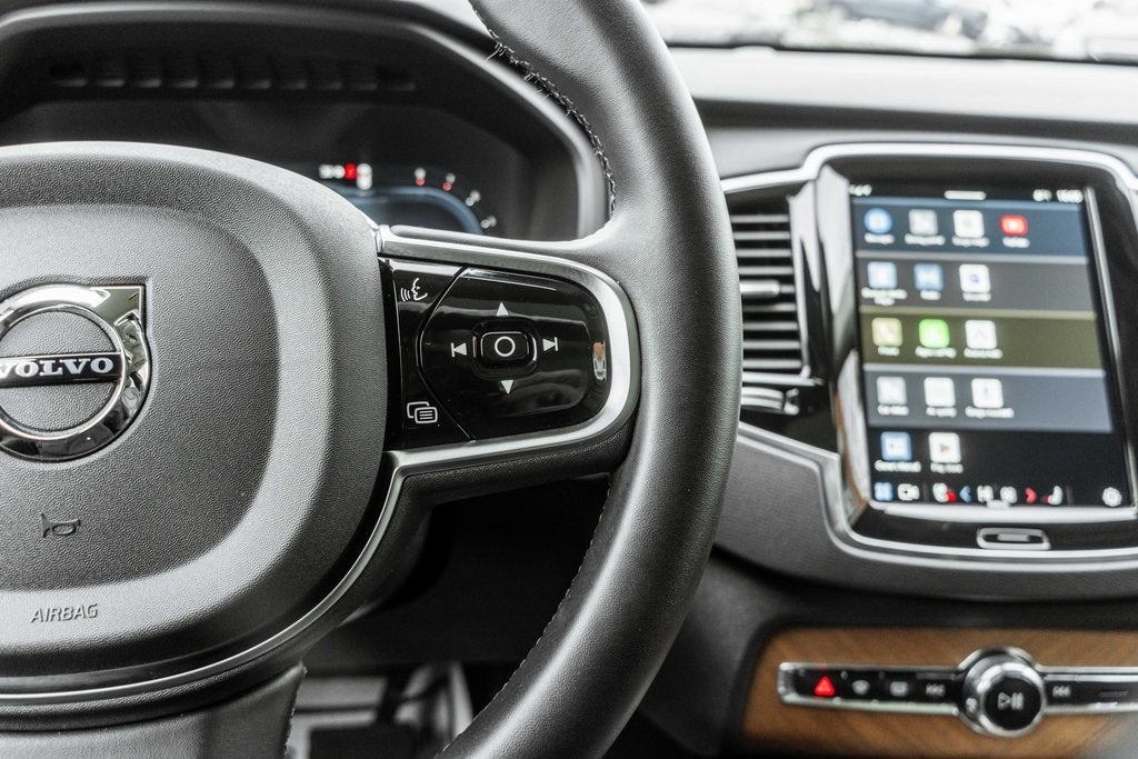 2025 Volvo XC90 B6 Plus 7-Seater