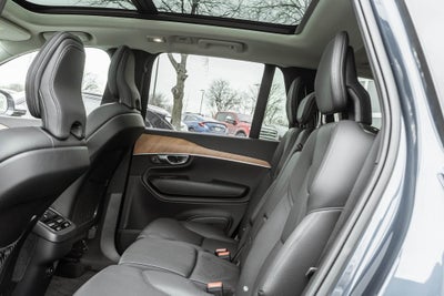 2025 Volvo XC90 B6 Plus 7-Seater