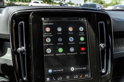 2025 Volvo XC40 B5 Plus Dark Theme