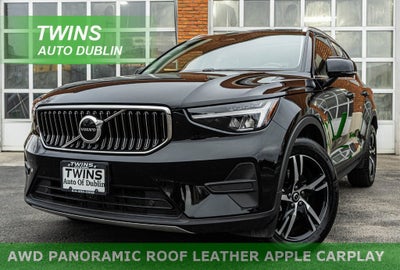 2025 Volvo XC40 B5 Core