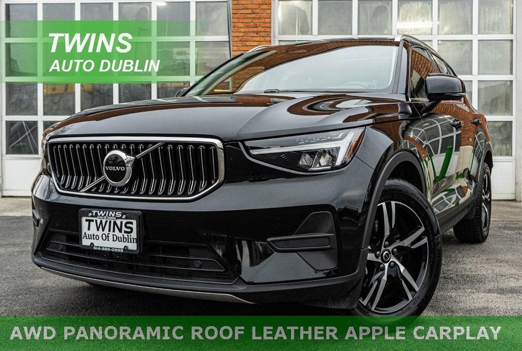 2025 Volvo XC40 B5 Core