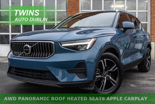 2025 Volvo XC40 B5 Core