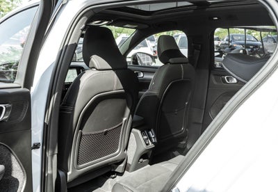 2024 Volvo XC40 B5 Plus Dark Theme