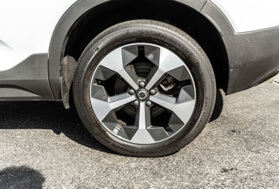 2024 Volvo XC40 B5 Plus Dark Theme