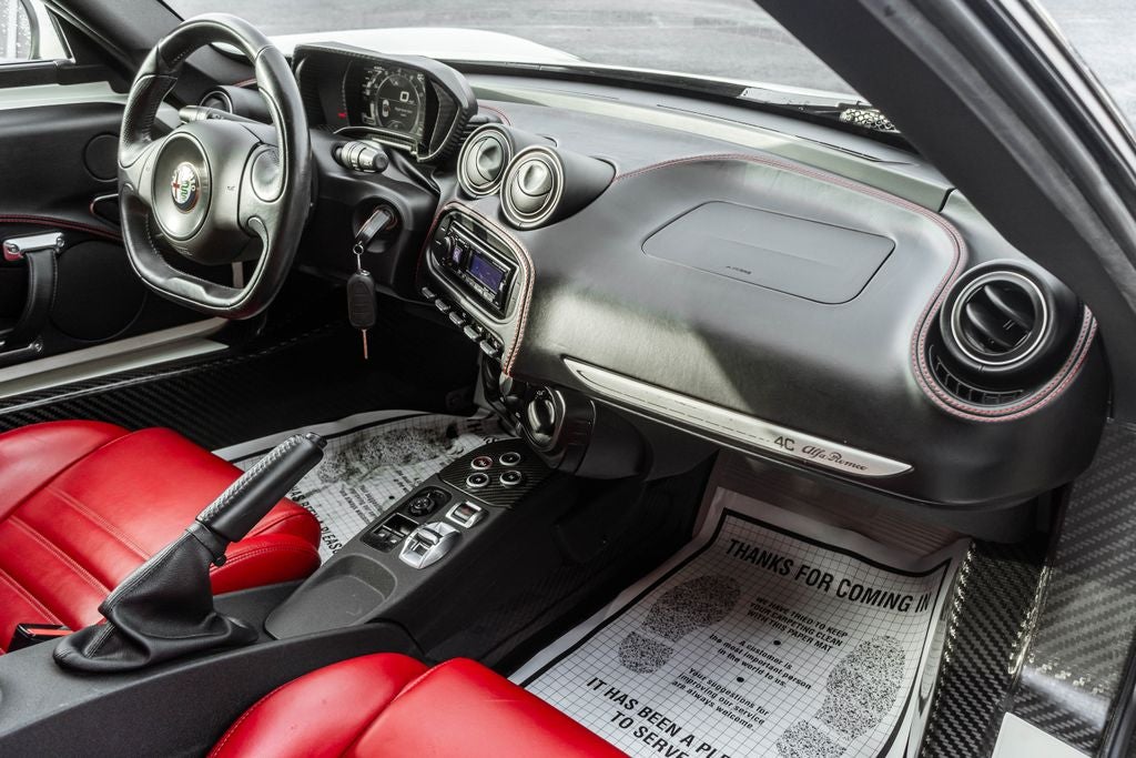 2016 Alfa Romeo 4C Base