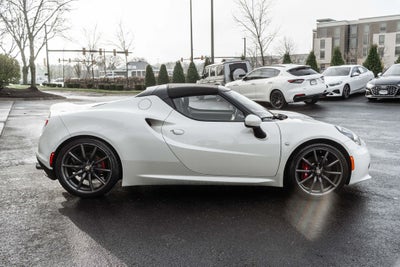 2016 Alfa Romeo 4C Base
