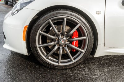 2016 Alfa Romeo 4C Base