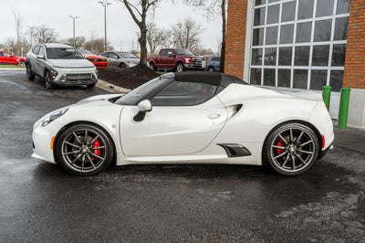 2016 Alfa Romeo 4C Base
