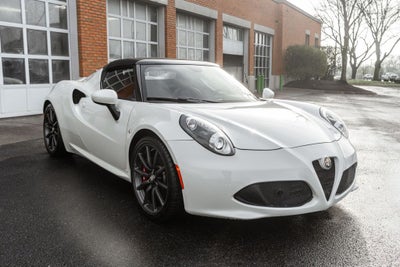 2016 Alfa Romeo 4C Base