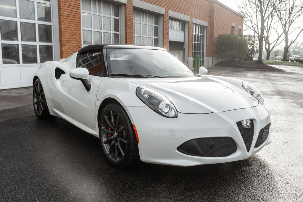 2016 Alfa Romeo 4C Base