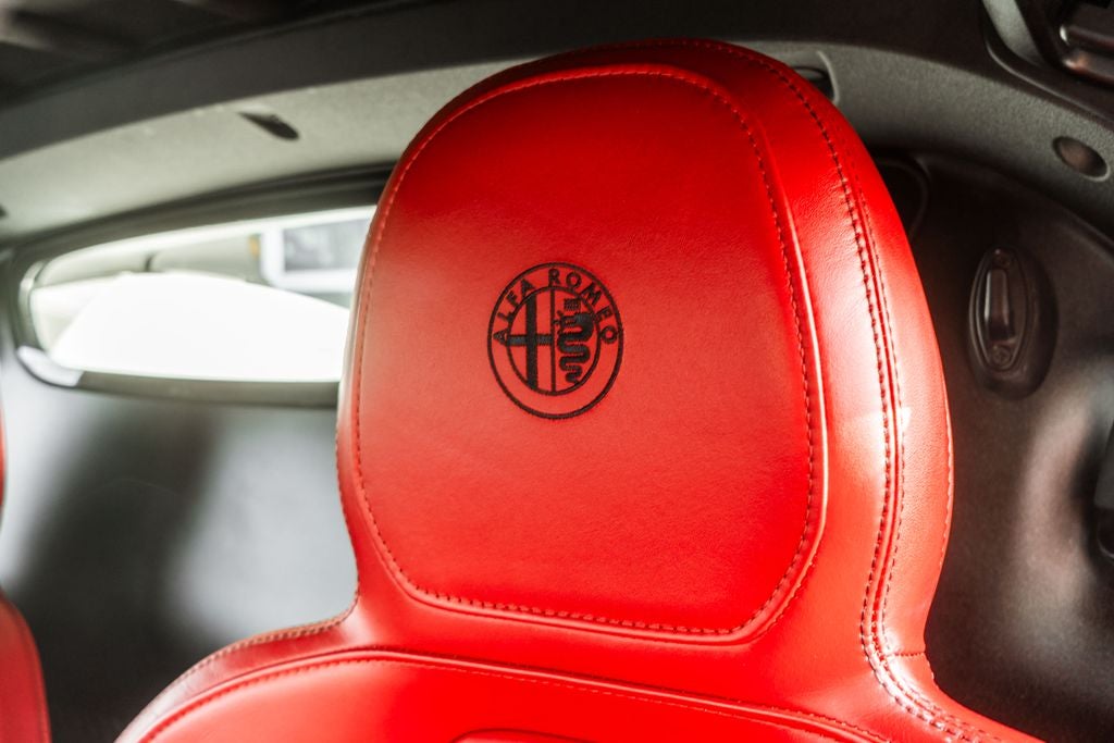 2016 Alfa Romeo 4C Base