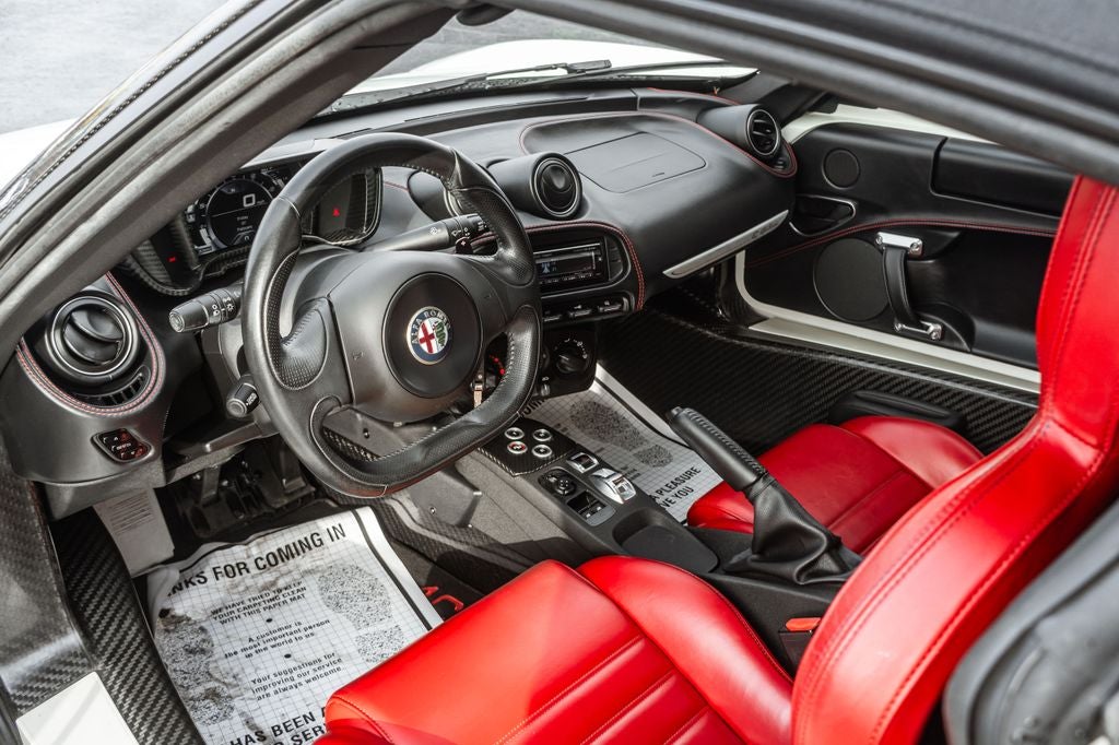 2016 Alfa Romeo 4C Base