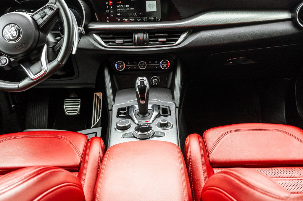 2024 Alfa Romeo Stelvio Veloce