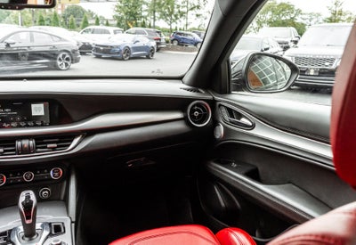 2024 Alfa Romeo Stelvio Veloce