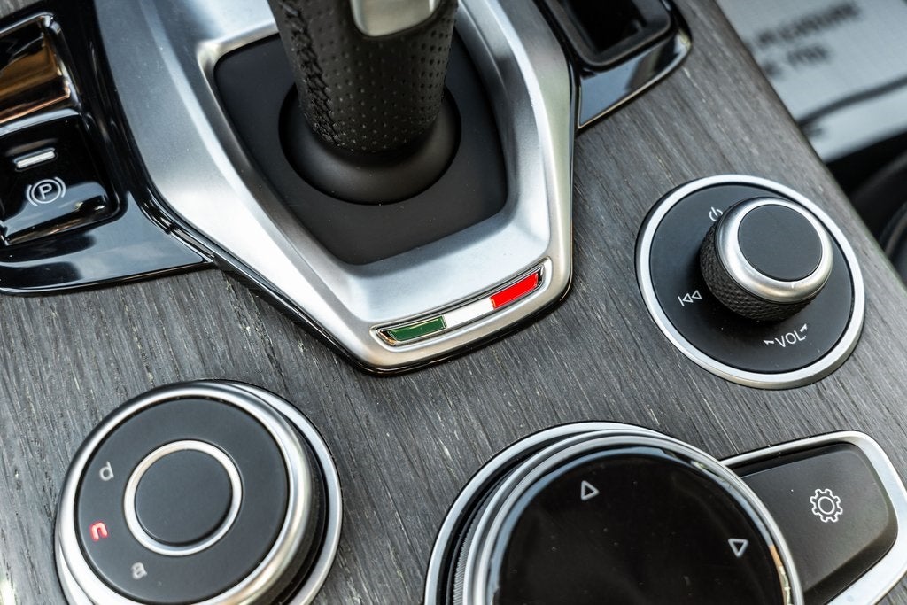 2022 Alfa Romeo Stelvio Ti