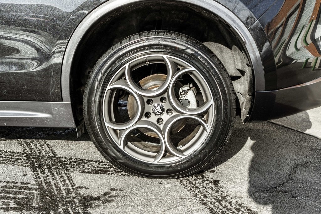 2022 Alfa Romeo Stelvio Ti